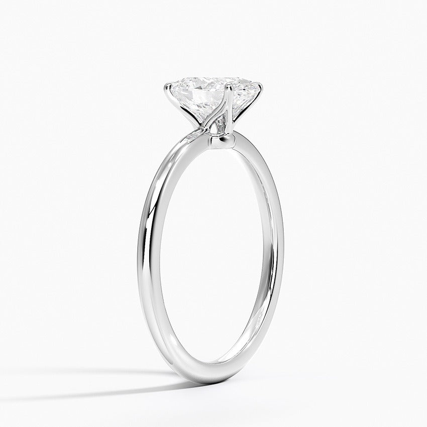 Oval Shape Engagement Rings